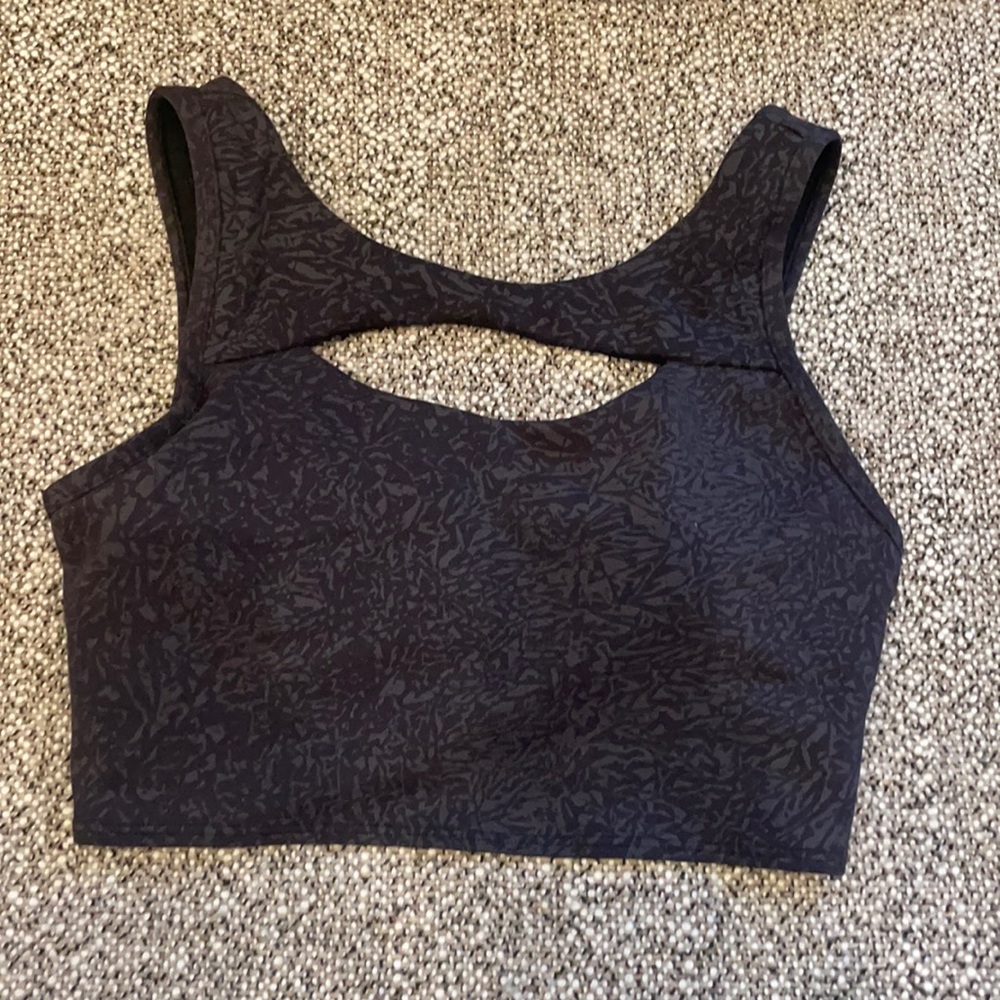 la front cut out crop tank